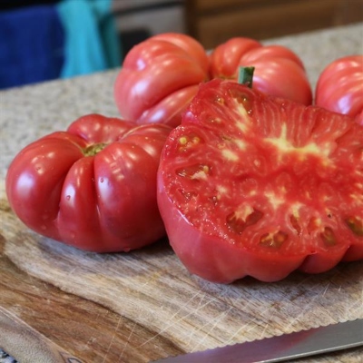 Heirloom tomatoes sliced and whole